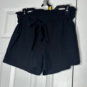 SHEIN Black Elastic Waist Drawstring Shorts Size M Lightweight Casual